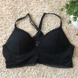 NWT black lace bralette -Med